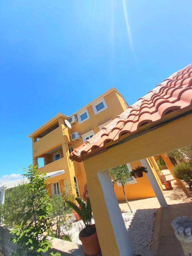 Ferienwohnung La Meri Čunski Exterior foto